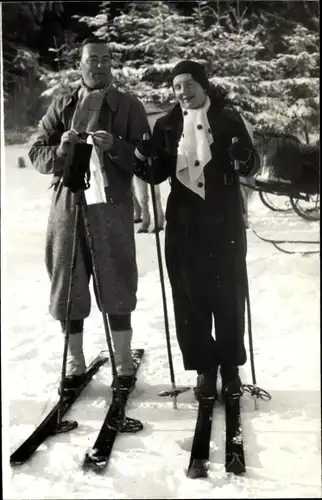 Foto Ak Juliana der Niederlande, Bernhard zur Lippe Biesterfeld, Ski