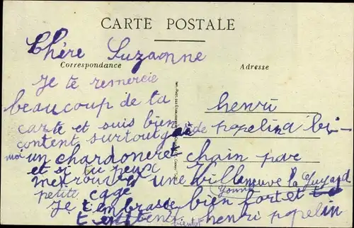 Ak Villeblevin Yonne, Vue à vol d'oiseau du Château