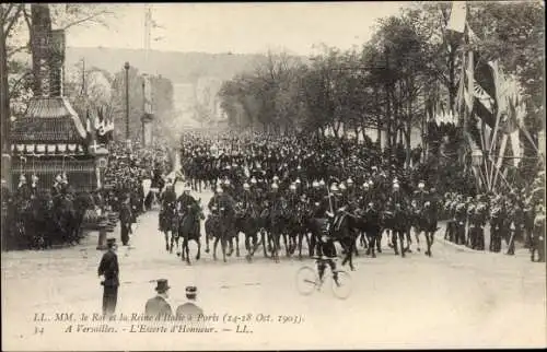 Ak Versailles Yvelines, Le Roi et la Reine d'Italie a Paris, 14.-18.10.1903, L'Escorte d'Honneur