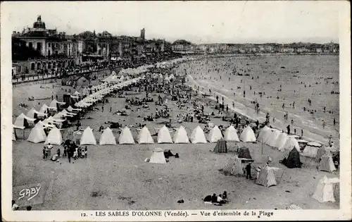 Ak Les Sables d'Olonne Vendée, Vue d'ensemble de la Plage