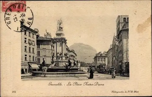 Ak Grenoble Isère, La Place Notre Dame