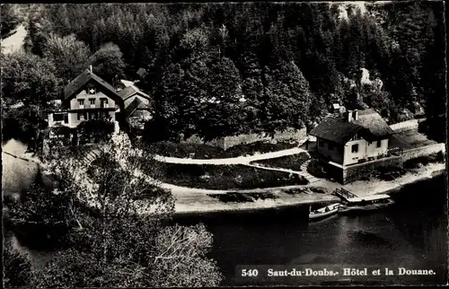 Ak Le Saut du Doubs, Hotel et la Douane