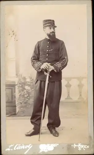 CdV Standportrait, Französischer Soldat, Dritte Republik, Uniform, Orden, Degen, Algerien