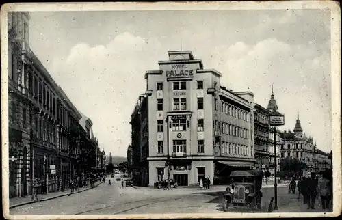 Ak Olomouc Olmütz Stadt, Palace Hotel, Ecke Komenskystraße und Stefanikstraße