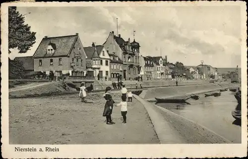 Ak Nierstein am Rhein, Teilansicht der Ortschaft