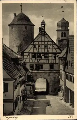 Ak Langenburg in Württemberg, Straßenpartie, Tor