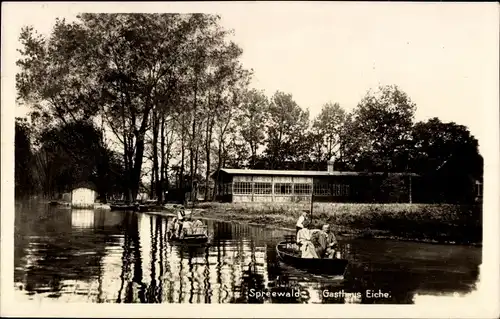 Ak Lübbenau Spreewald, Blick zum Gasthaus Eiche, Spreewaldkähne