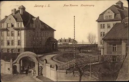 Ak Leisnig in Sachsen, Neue Kaserne, Haupteingang