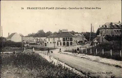 Ak Merville Franceville Plage Calvados, Carrefour de l'Hotel des Pins