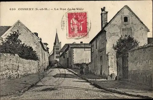 Ak Oissery Seine et Marne, La Rue de la Ville