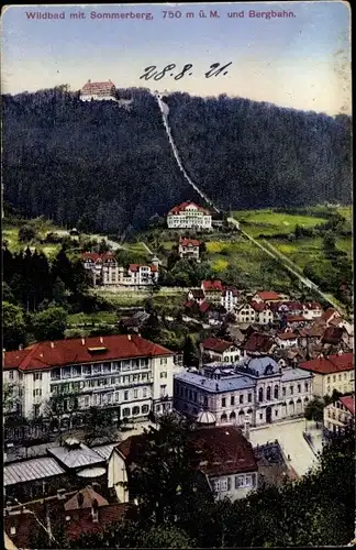 Ak Bad Wildbad im Schwarzwald, Blick auf den Ort mit Sommerberg und Bergbahn