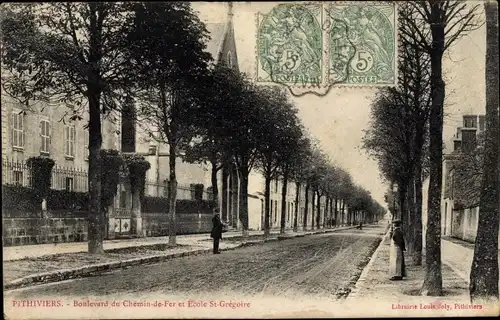 Ak Pithiviers Loiret, Boulevard du Chemin de Fer, Ecole Saint Gregoire