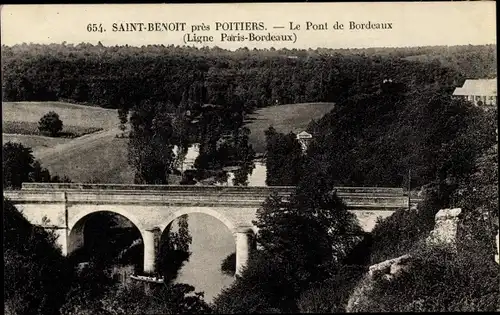 Ak Saint Benoit Vienne, Le Pont de Bordeaux