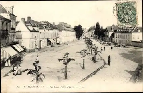 Ak Rambouillet Yvelines, La Place Felix Faure