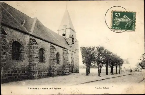 Ak Trappes Yvelines, Place de l'Eglise