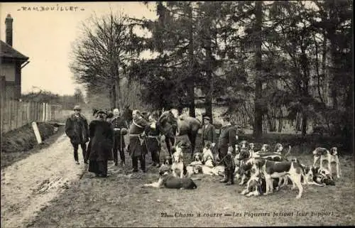 Ak Foret de Rambouillet Yvelines, Chasse a Courre, Les Piqueurs faisant leur rapport