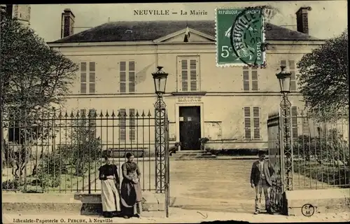 Ak Neuville Loiret, La Mairie