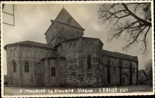 Foto Ak Saint Maurice la Clouère Vienne, L'Eglise