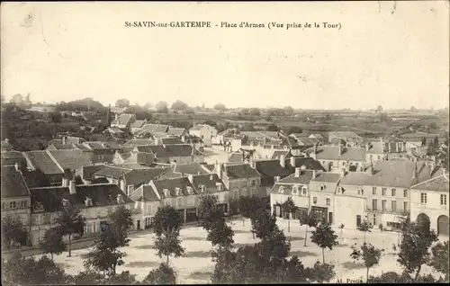 Ak Saint Savin sur Gartempe Vienne, Place d'Armes