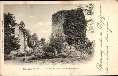 Ak Queaux Vienne, Ruines du chateau de Chamouneau