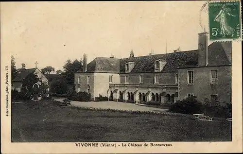 Ak Vivonne Vienne, Le Chateau de Bonneveaux