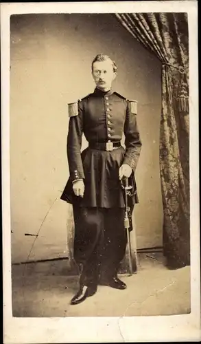 CdV Französischer Soldat, Dritte Republik, Uniform, Standportrait, Epaulette