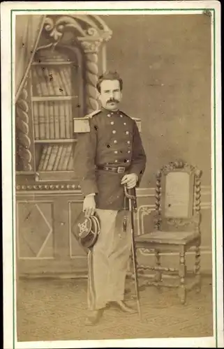 CdV Französischer Soldat, Dritte Republik, Uniform, Standportrait, Degen, Epaulette