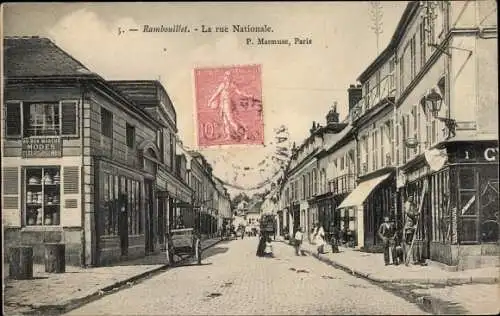 Ak Rambouillet Yvelines, La rue Nationale