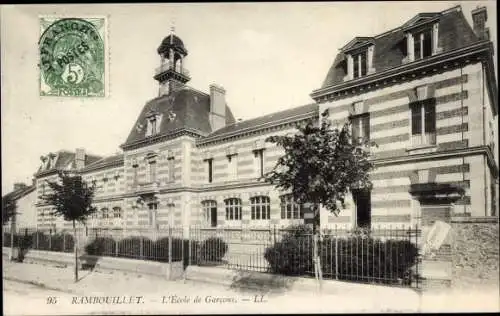 Ak Rambouillet Yvelines, L'Ecole de Garcons