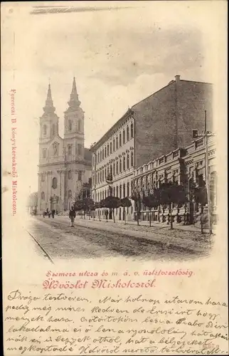 Ak Miskolc Miskolcz Mischkolz Ungarn, Straßenpartie, Kirche