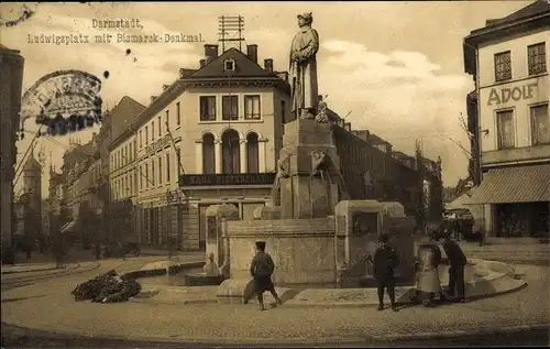 Ak Darmstadt in Hessen, Ludwigsplatz mit Bismarckdenkmal