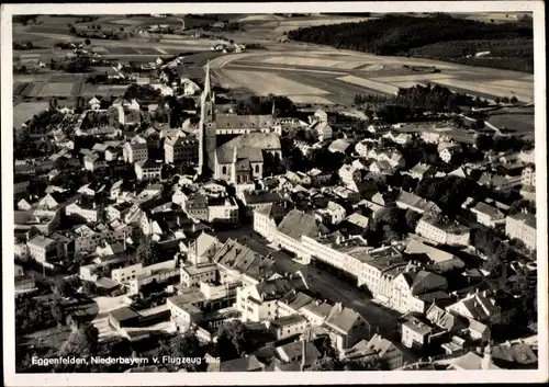 Ak Eggenfelden in Niederbayern, Fliegeraufnahme vom Ort