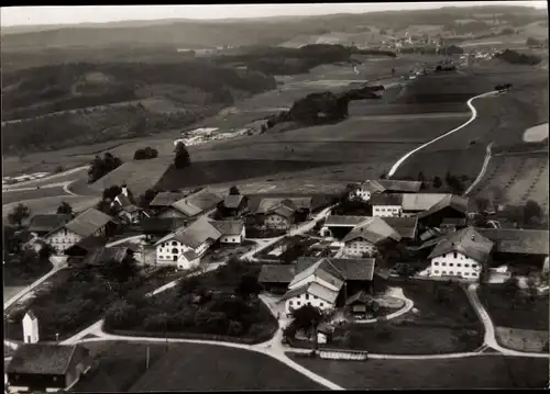 Ak Alxing Bruck in Oberbayern, Blick auf den Ort, Fliegeraufnahme