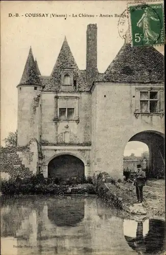 Ak Coussay Vienne, Le Chateau