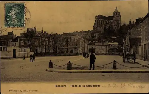 Ak Tonnerre Yonne, Place de la Republique