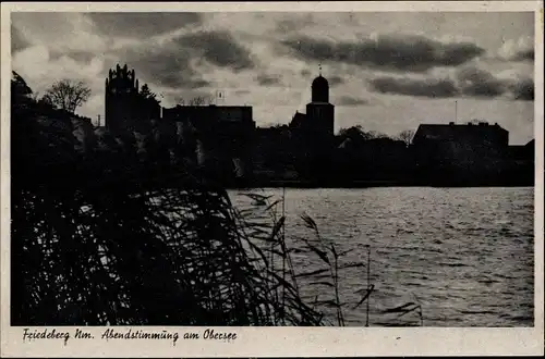 Ak Strzelce Krajenskie Friedeberg in der Neumark Ostbrandenburg, Abendstimmung am Obersee