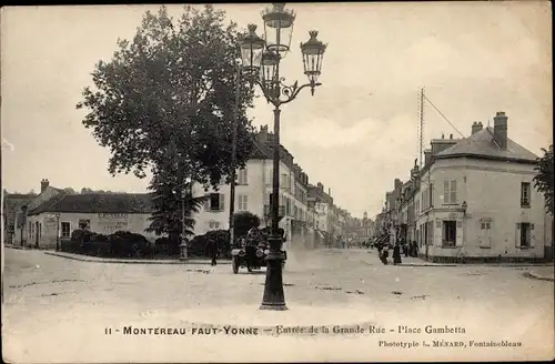 Ak Montereau Fault Yonne Seine et Marne, Entrée de la Grande Rue, Place Gambetta