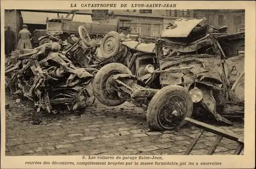 Ak Saint Jean Lyon Rhône, Les voitures du garage Saint Jean, Catastrophe de Fourvière