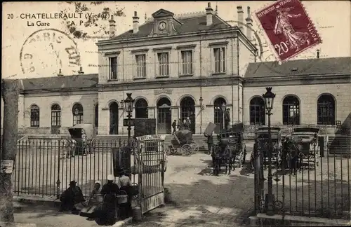 Ak Châtellerault Vienne, La Gare
