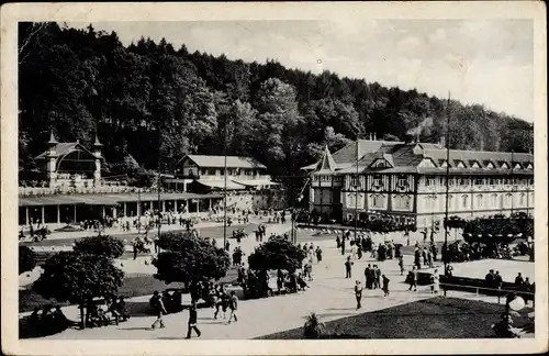 Ak Luhačovice Bad Luhatschowitz Region Zlin, Bäder-Platz