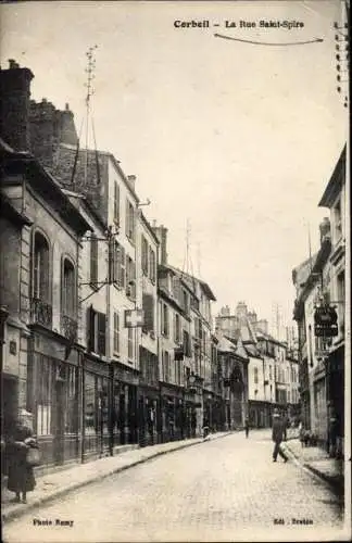 Ak Corbeil Essonne, La Rue Saint Spire