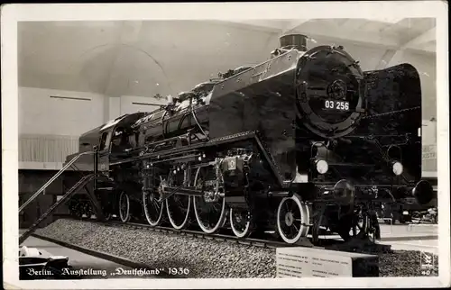 Ak Berlin Charlottenburg, Ausstellung Deutschland 1936, 2C1 Dampflokomotive Nr 03 256, Reichsbahn