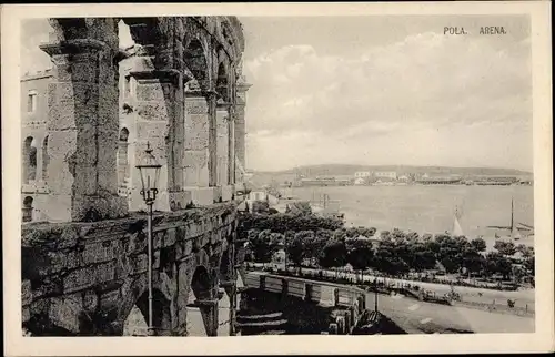 Ak Pola Pula Kroatien, Arena, Hafen
