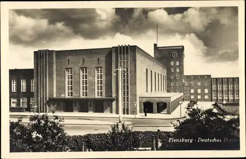 Foto Ak Flensburg in Schleswig Holstein, Deutsches Haus