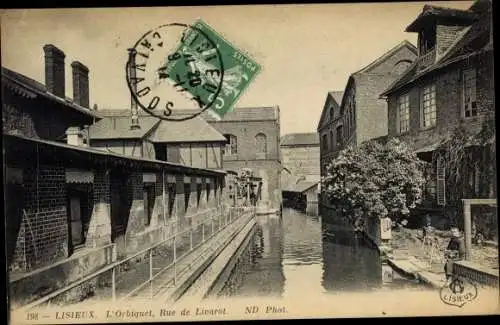 Ak Lisieux Calvados, L'Orbiquet, Rue de Livarot