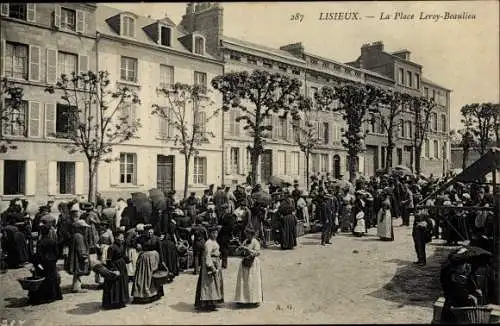 Ak Lisieux Calvados, La Place Leroy Beaulieu