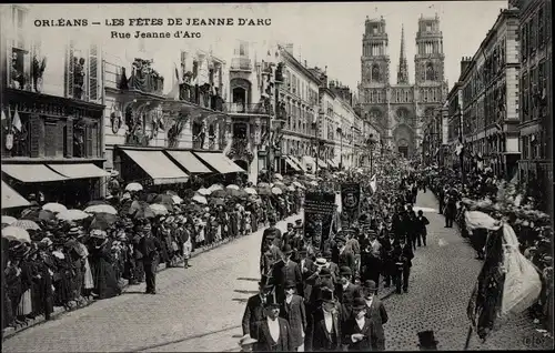 Ak Orléans Loiret, Les Fetes de Jeanne d'Arc, Rue Jeanne d'Arc