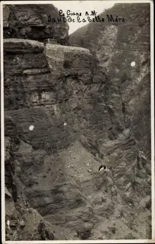 Foto Ak Alpes Maritimes, Le Cians, de la belle Mère, Flusstal, Schlucht