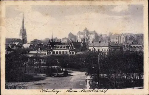 Ak Flensburg in Schleswig Holstein, Beim Staatsbahnhof