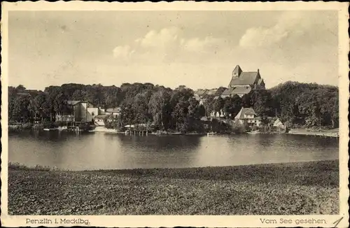 Ak Penzlin Mecklenburgische Seenplatte, Blick vom See aus